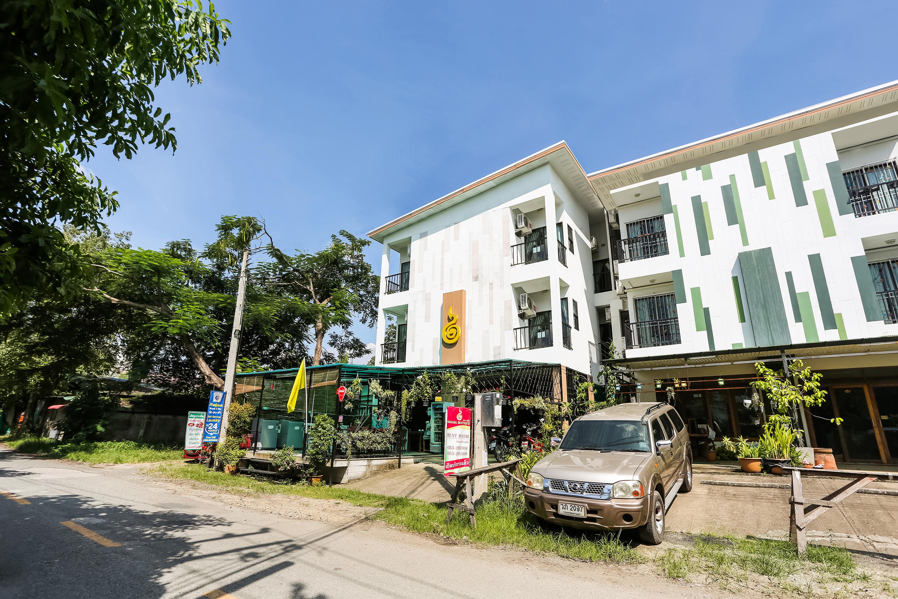 Nakara Boutique Hotel Чиангмай Екстериор снимка