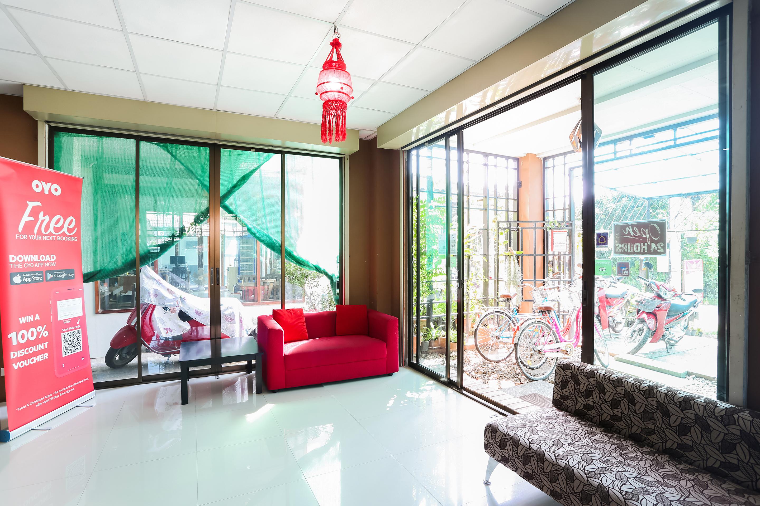 Nakara Boutique Hotel Чиангмай Екстериор снимка