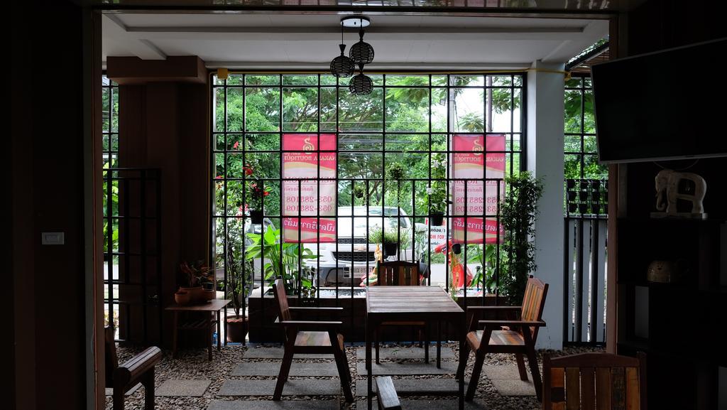 Nakara Boutique Hotel Чиангмай Екстериор снимка