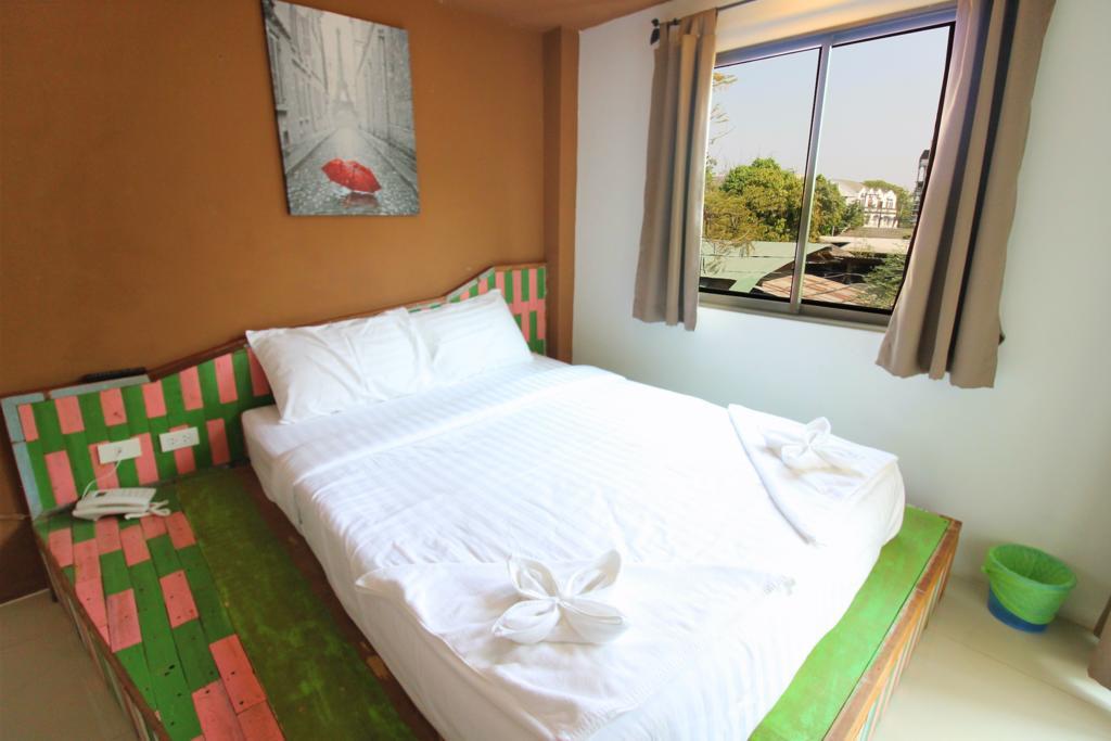 Nakara Boutique Hotel Чиангмай Екстериор снимка