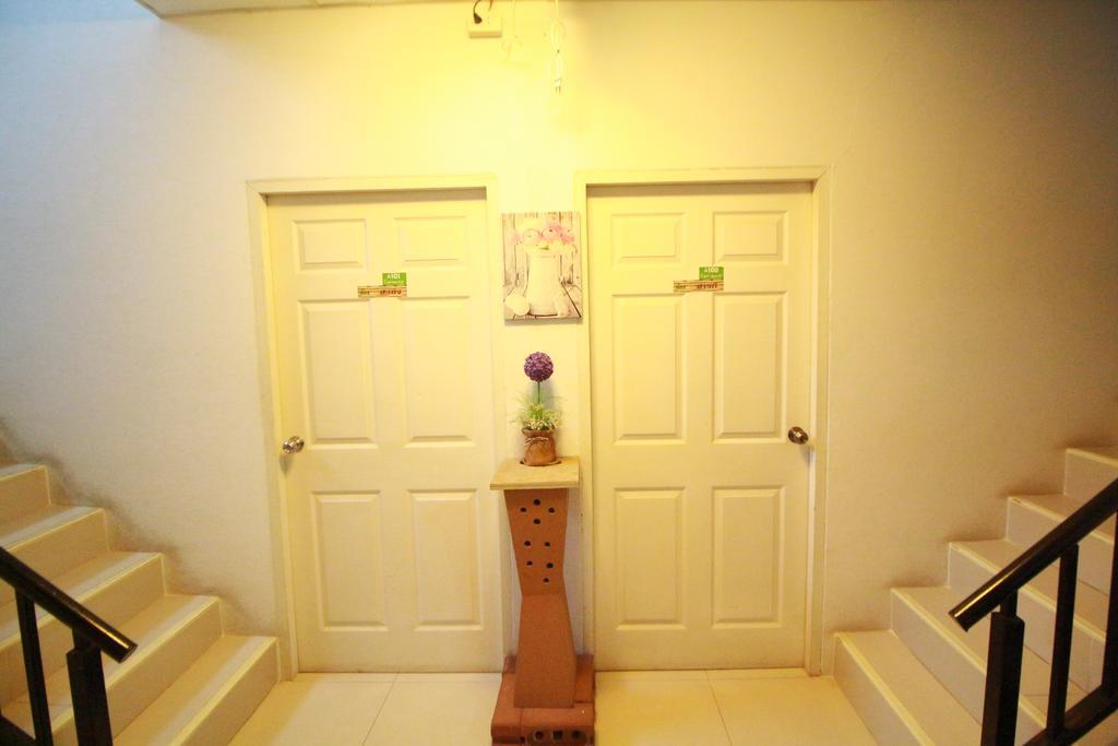 Nakara Boutique Hotel Чиангмай Екстериор снимка